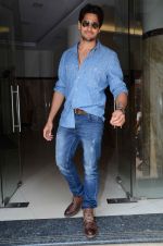Sidharth Malhotra snapped outisde radio station on 3rd March 2016